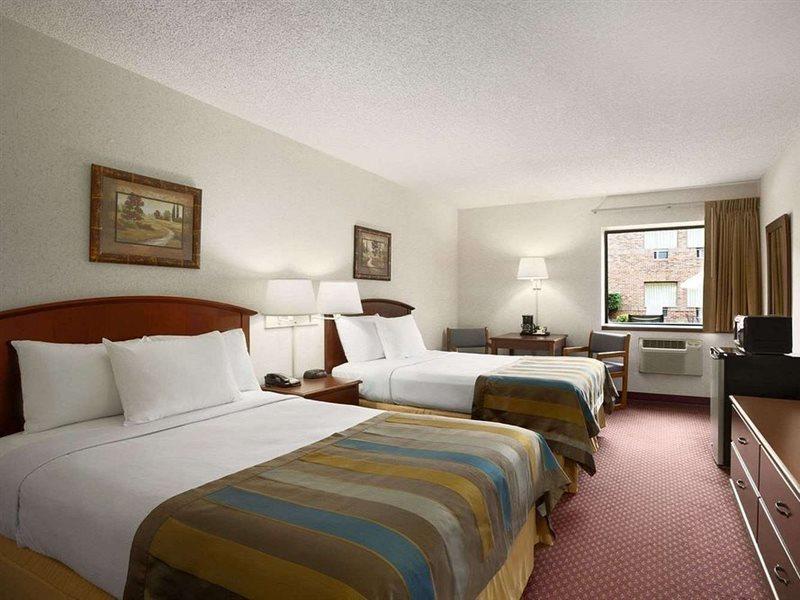 Days Inn By Wyndham Middletown Eksteriør bilde